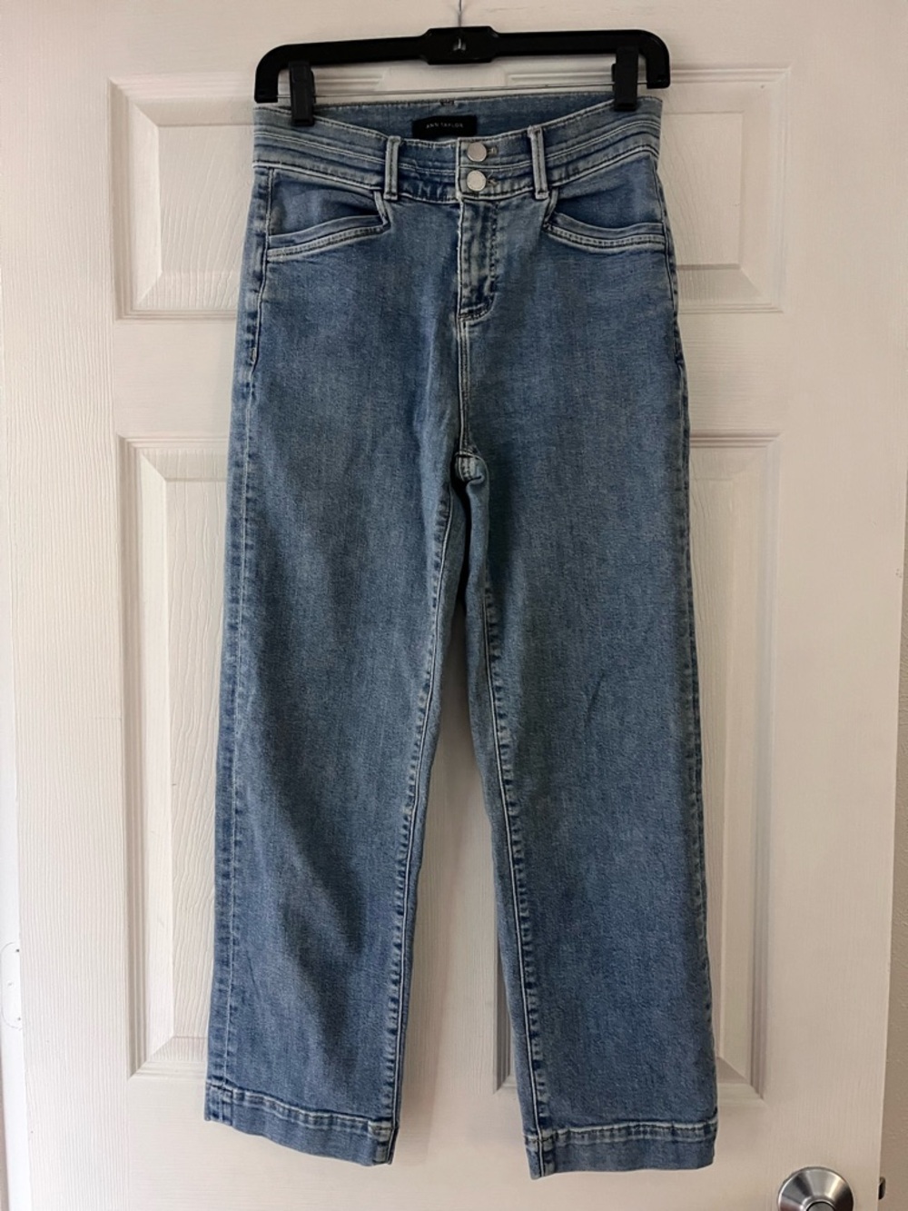 Ann Taylor Women's Straight Leg Jeans - Light Blue Wash